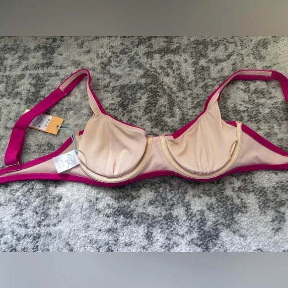 NWT Wild Fable Bikini Top Pink Underwire Removable Pads Size Medium (8-10) - Picture 4 of 4